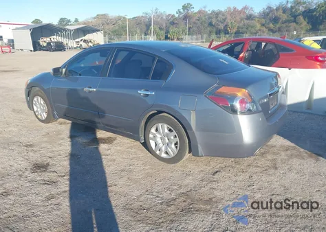 2011 Nissan Altima 2.5 S z USA, uszkodzony, nr VIN 1N4AL2AP1BN466390